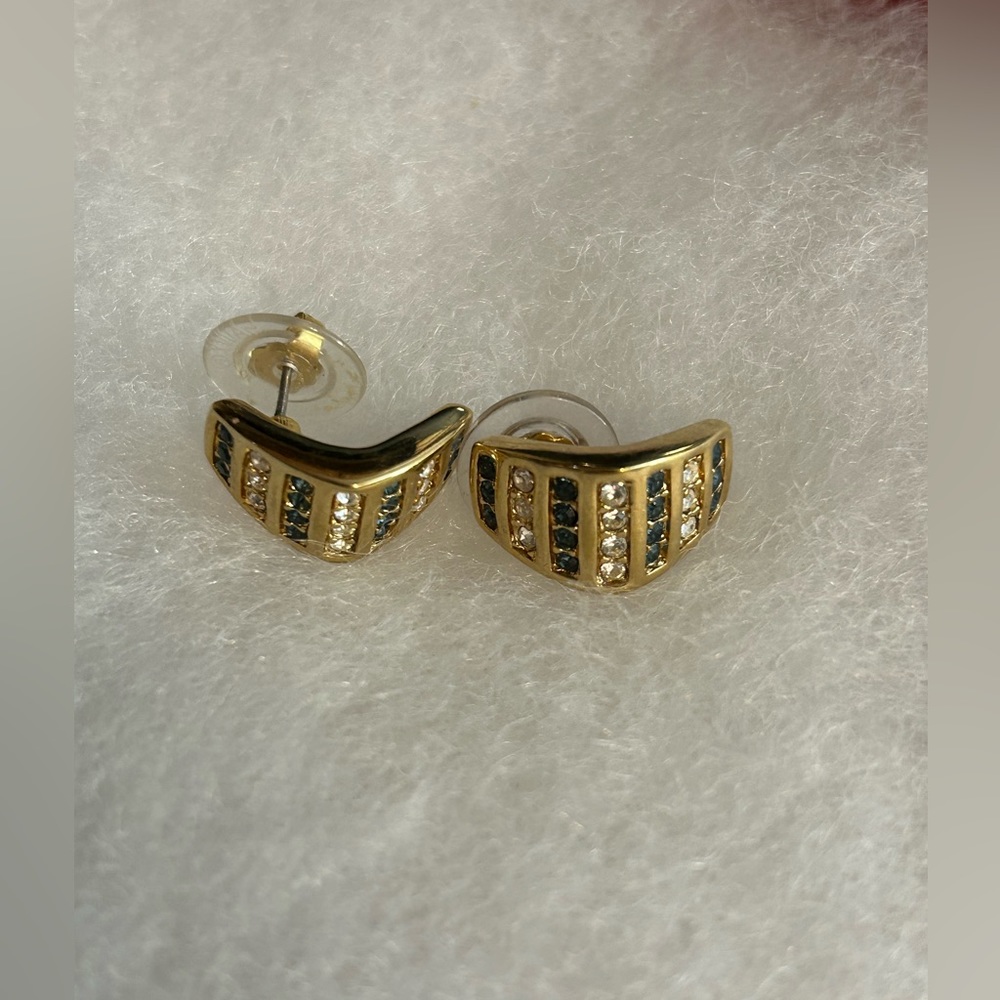 Earrings, for pierced ears
